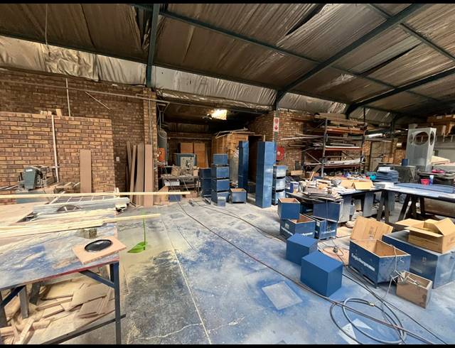 600M² WAREHOUSE FOR SALE IN DAGGAFONTEIN
